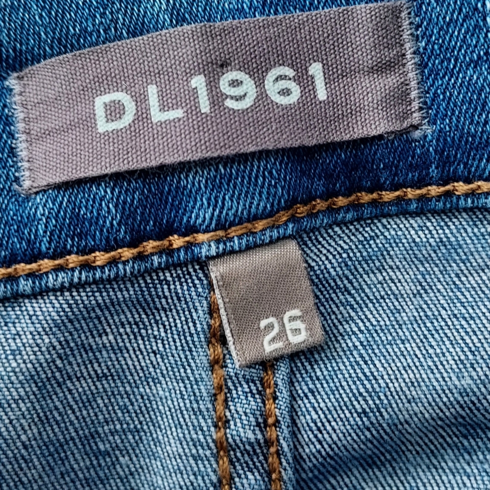 DL1961 Florence Cropped Denim Jeans Size 26 Star Print - Picture 7 of 10
